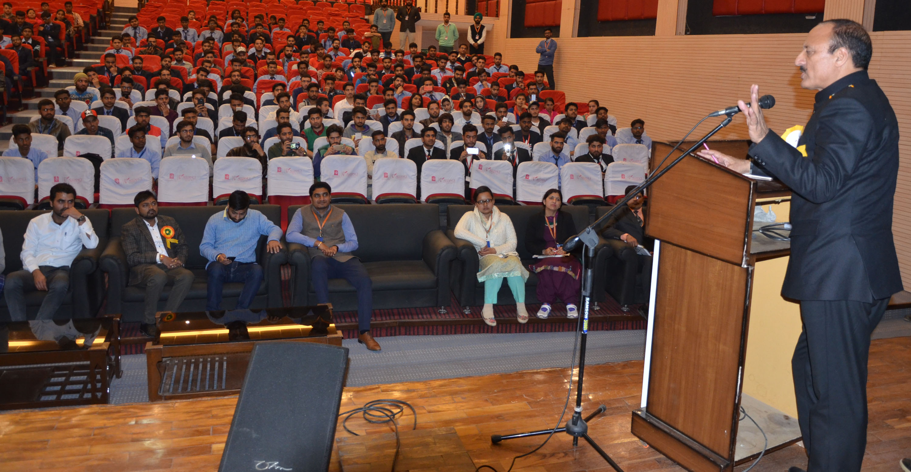 Abdul Haq continues interaction with JK students in Punjab
