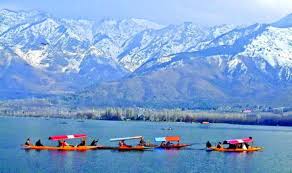 Kashmir is safest place, say women travelers