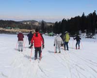 Tourism deptt organises ski, snowboarding at Doodhpathri