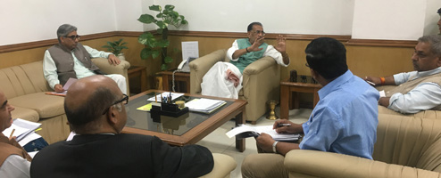 Hanjura discusses measures taken to revamp J&K Agri sector  with Union Agriculture Minister
