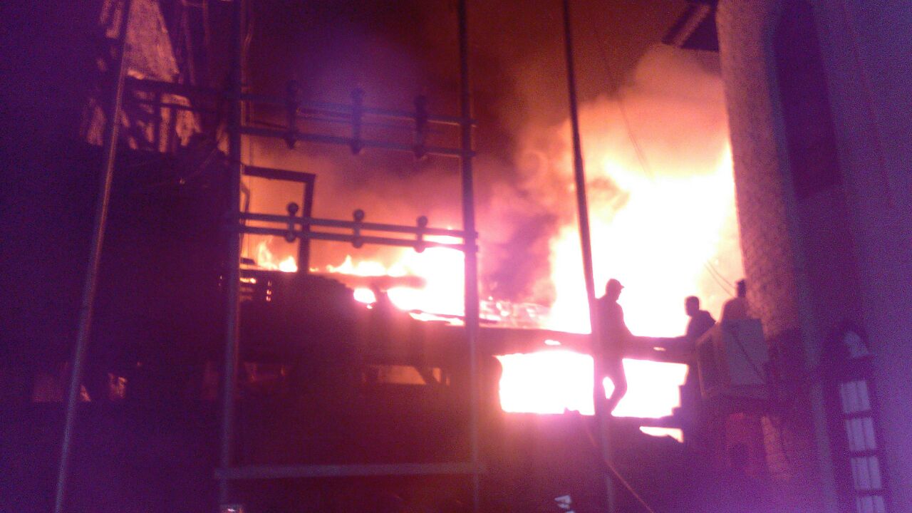 Two houses gutted in old town  Baramulla