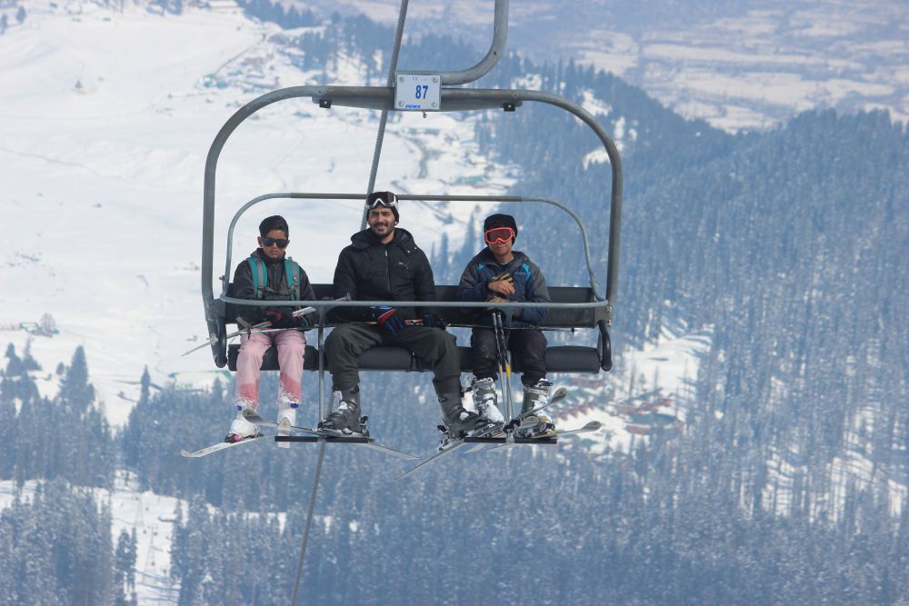 Free access to Gondola first phase and Chairlift