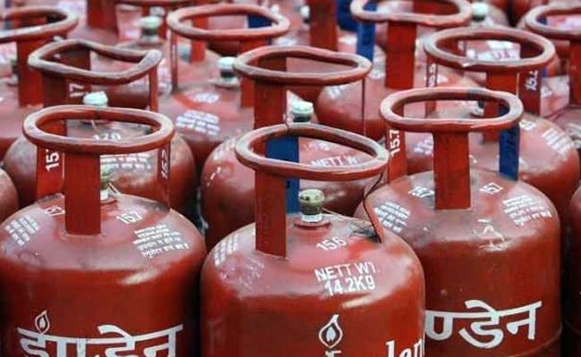 “Man held with 160 LPG cylinders”