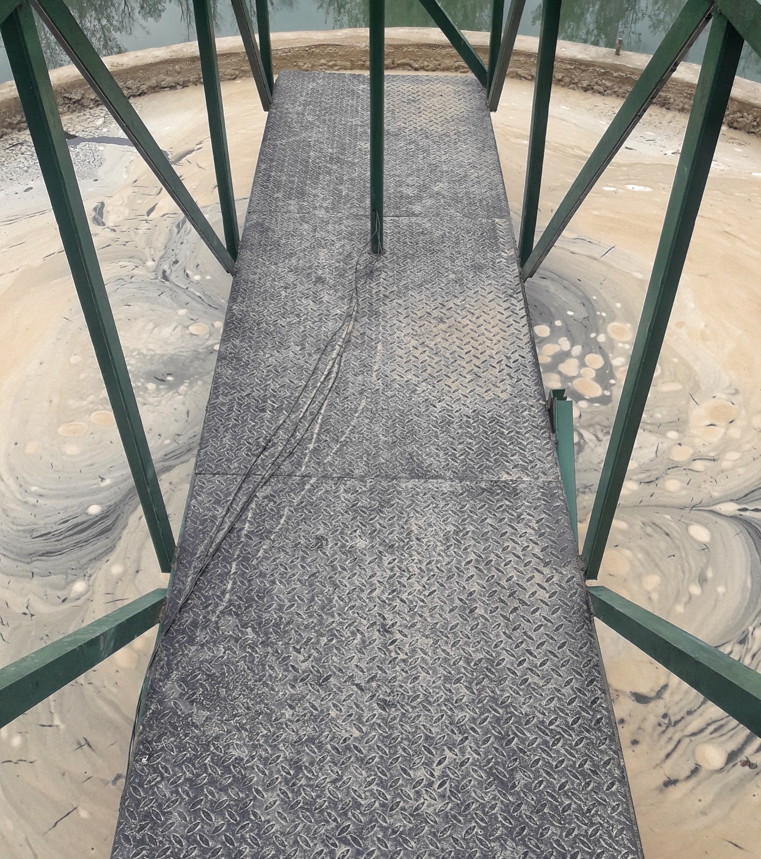 Budgam township gets contaminated water