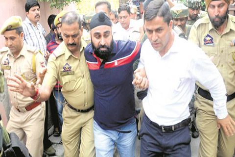 Hurriyat leader held for making provocative speeches