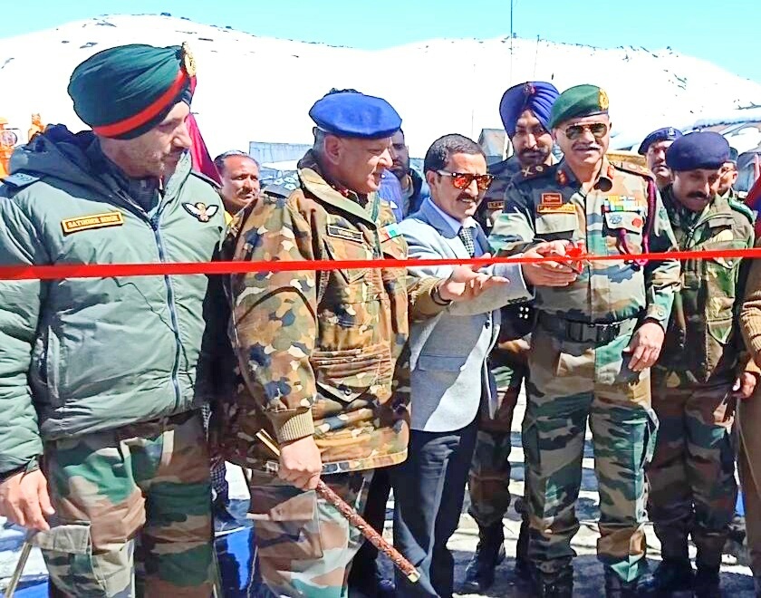 Bandipora-Gurez road thrown open for vehicular traffic