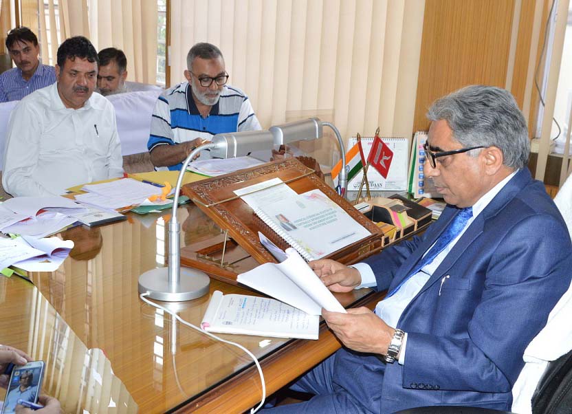 Agriculture deptt preparing contingency plan to deal with drought like situations:  Hanjura