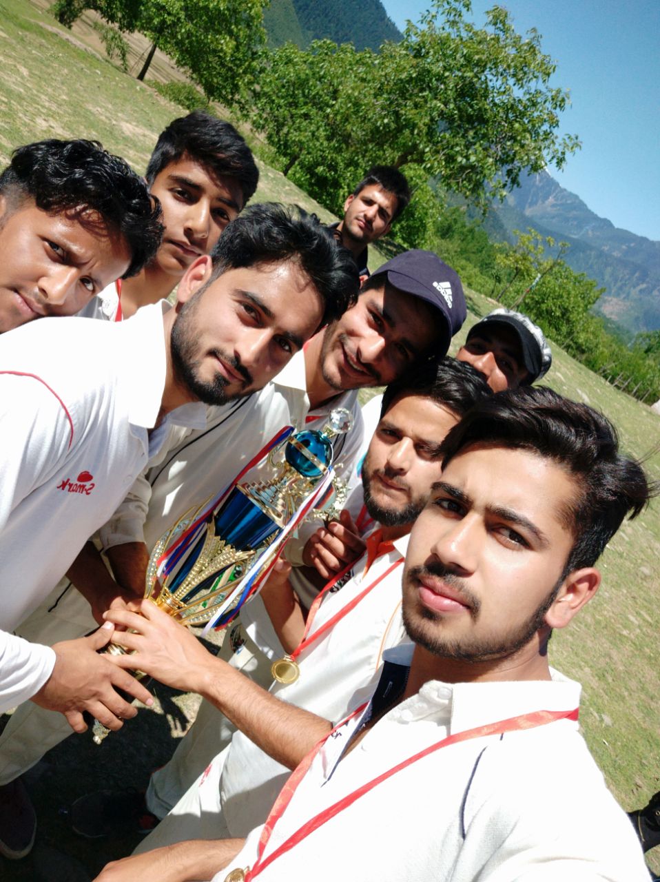 Dharamwari lolab beat Wavoora by 17 runs