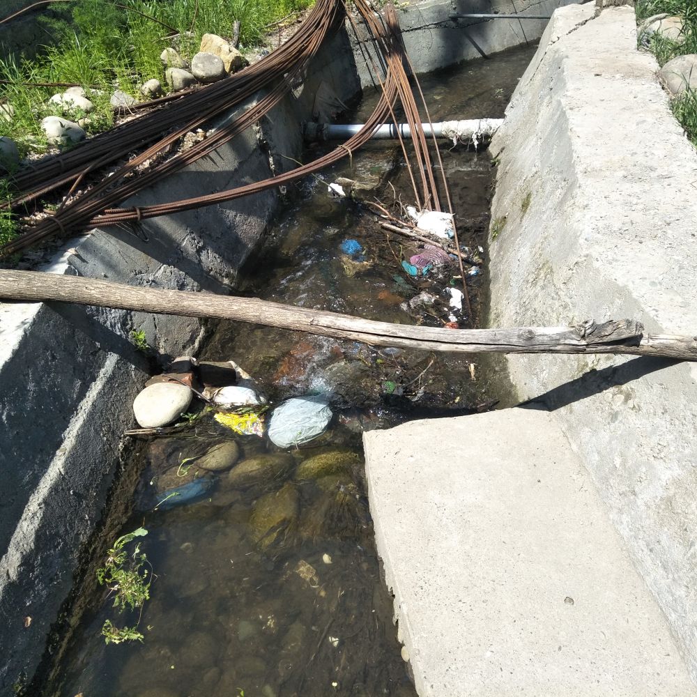 Official neglect and apathy of locals take toll on Kulgam’s water bodies