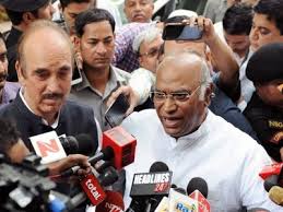 Cong boycotts Lokpal panel meet again, Kharge shoots off another letter to PM