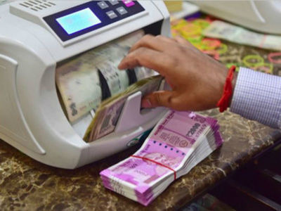 Bad loans push four public sector banks to combined Rs 11,729 crore Q4 loss