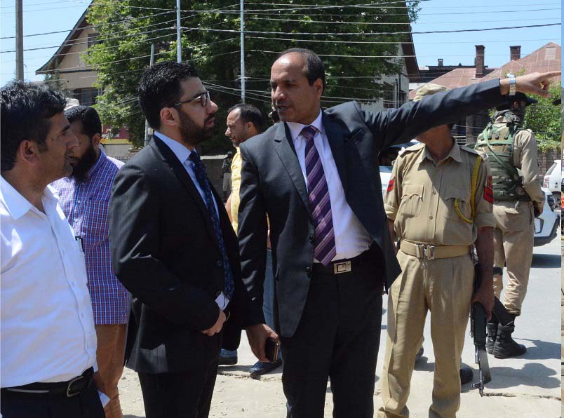 Ashraf Mir reviews water supply positioning of Sonwar Constituency