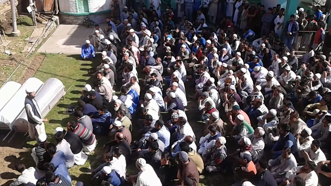 Three slain youth laid to rest in Baramulla