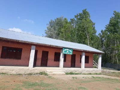 Schools locked in north Kashmir, SSA teachers demand de-linking of salary