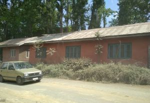 Students of Primary School Nagbal facing inconvenience and risk