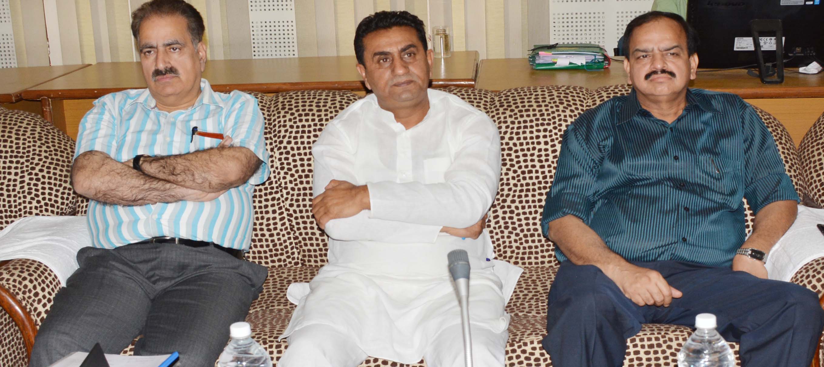 Jasrotia reviews physical, financial achievements of Forest Deptt