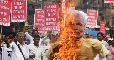 Over 100 mass organisations hold protest against Modi govt