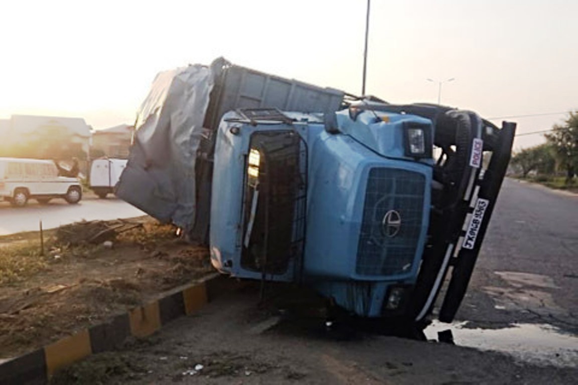 Bemina mishap: No stone pelting, CCTV clearly shows it; says police