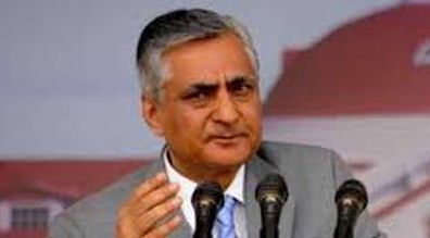Former CJI T S Thakur criticises four senior most judges for Jan 12 presser