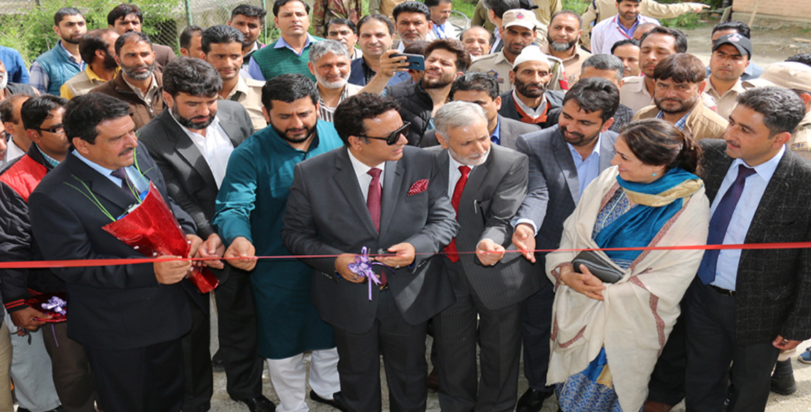 Zulfkar reviews developmental works in Kupwara