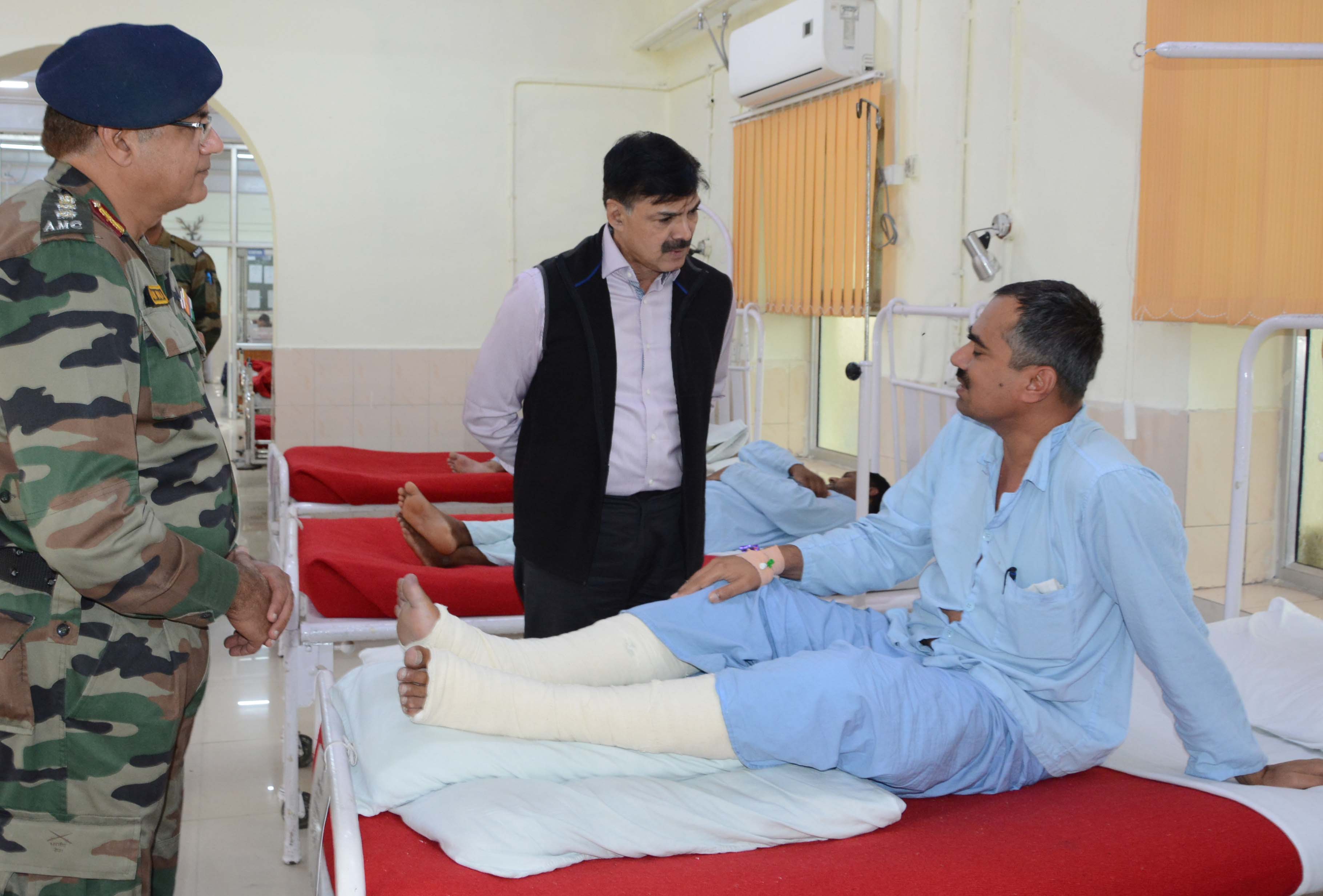 Advisor Vijay Kumar visits Army Hospital