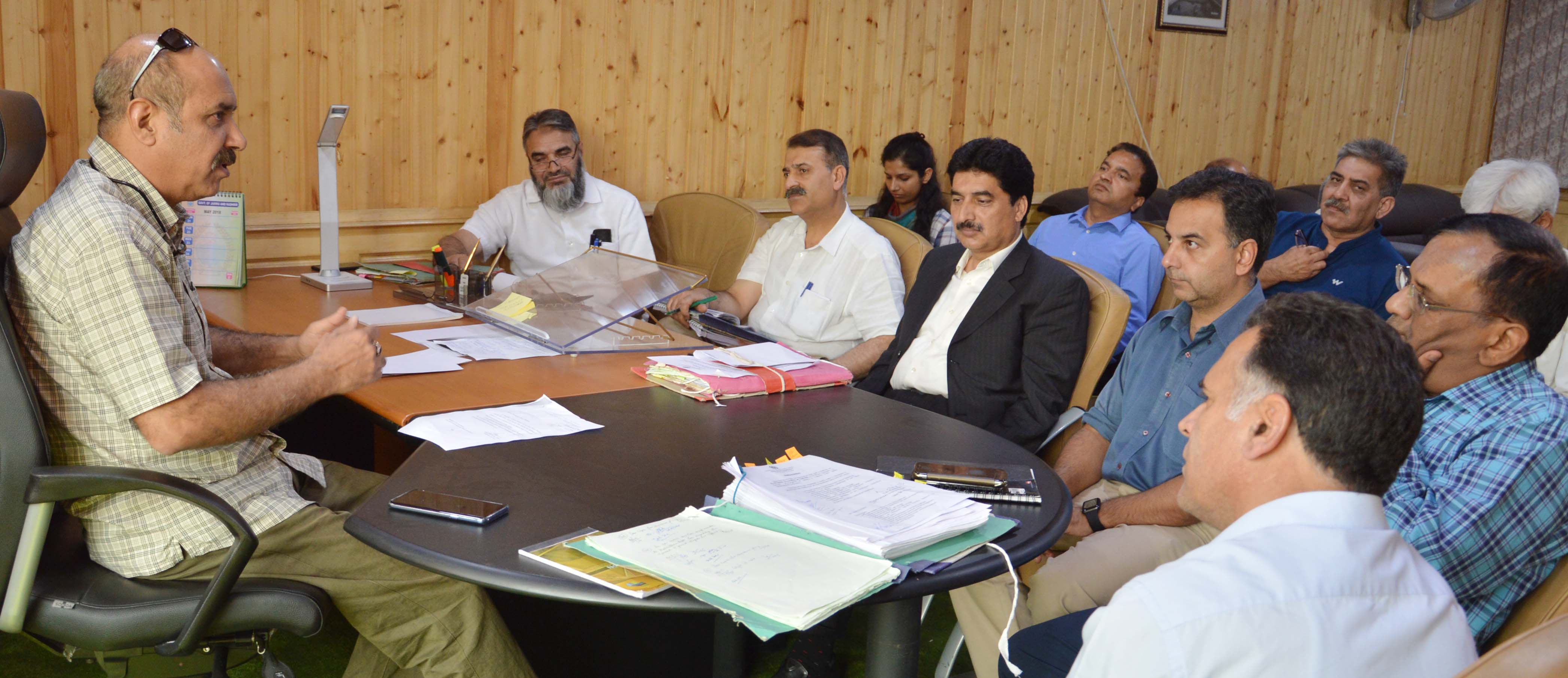 Basharat Bukhari calls for strengthening Horticulture sector laws, rules
