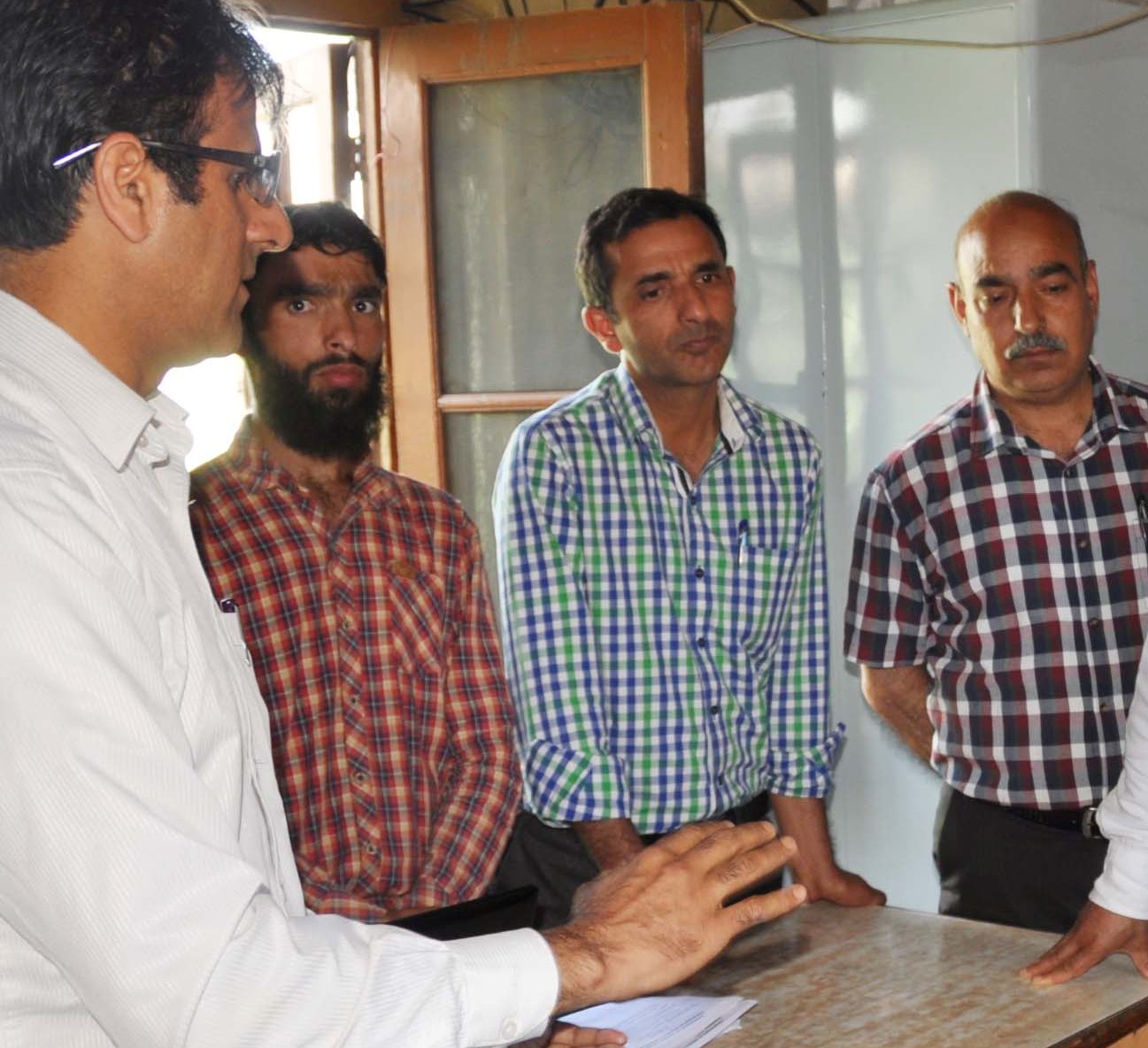 Director Information takes stock of JDI Kashmir functioning