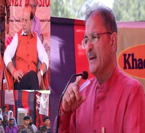 KVIC distributes 2330 bee-boxes at Kupwara