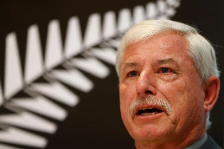 Sir Richard Hadlee diagnosed with bowel cancer