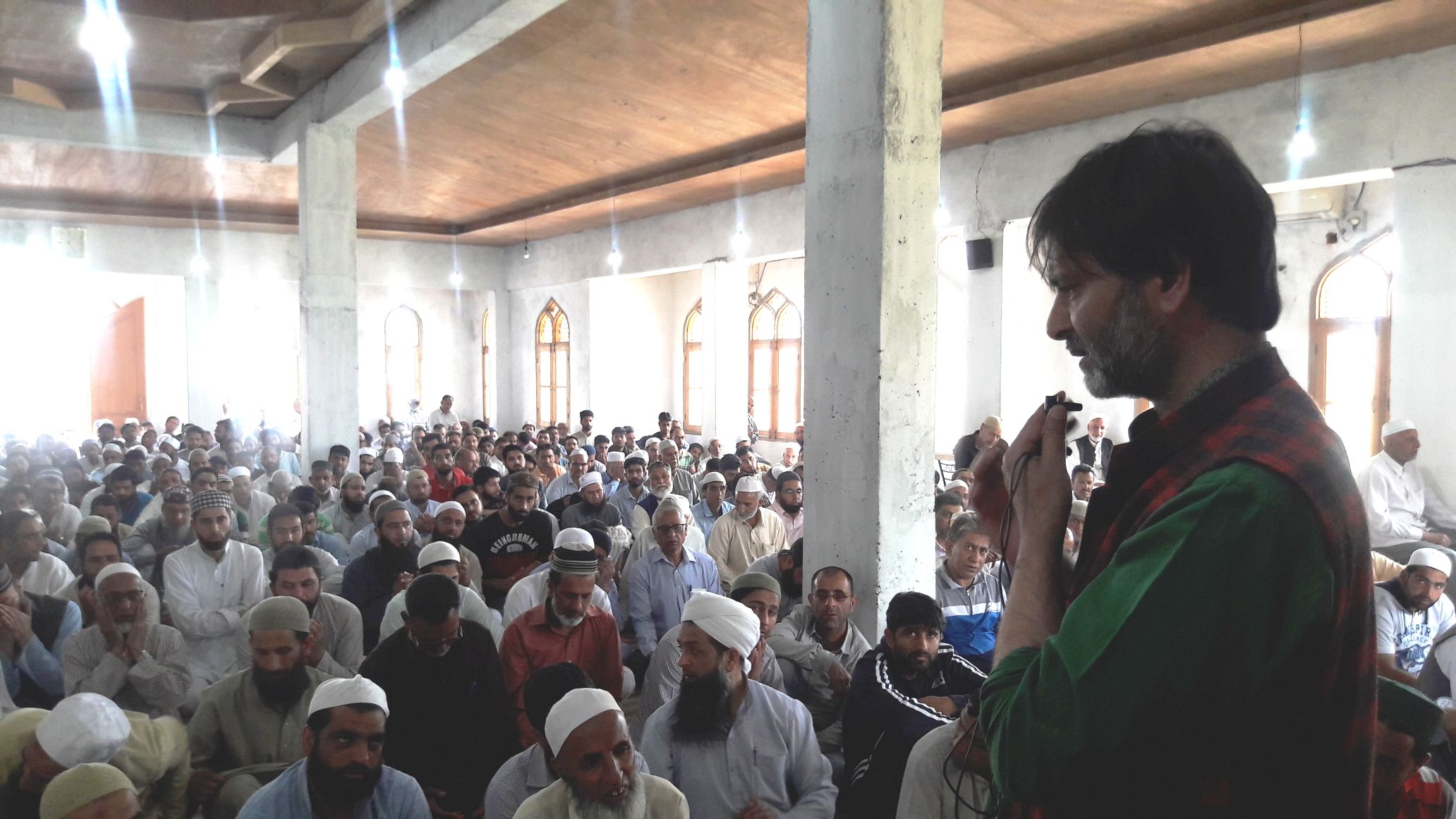 Yasin Malik addresses gathering at Masjid Bilal