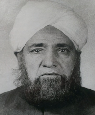 Geelani pays tributes to Molana Yusuf Shah