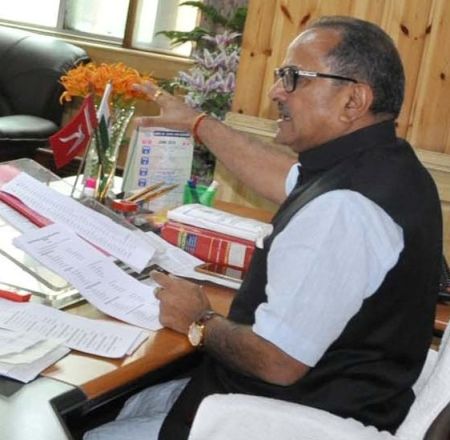 Speaker reviews working of Assembly Secretariat