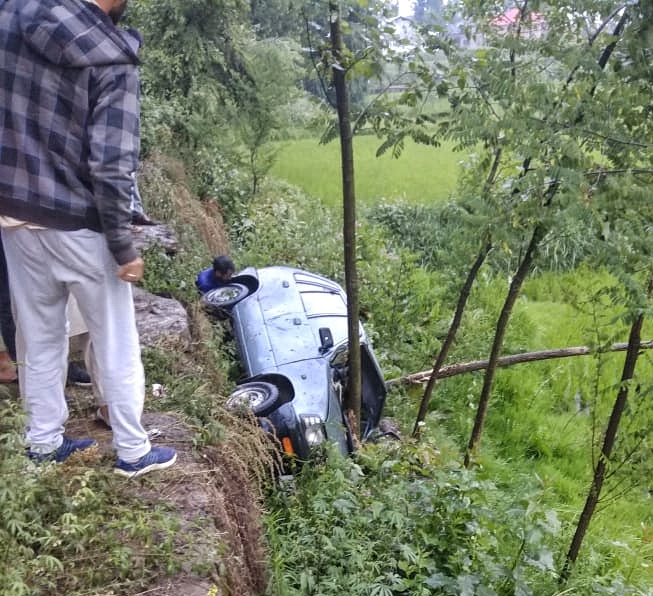 Miraculous escape for Budgam family after car skids off the road