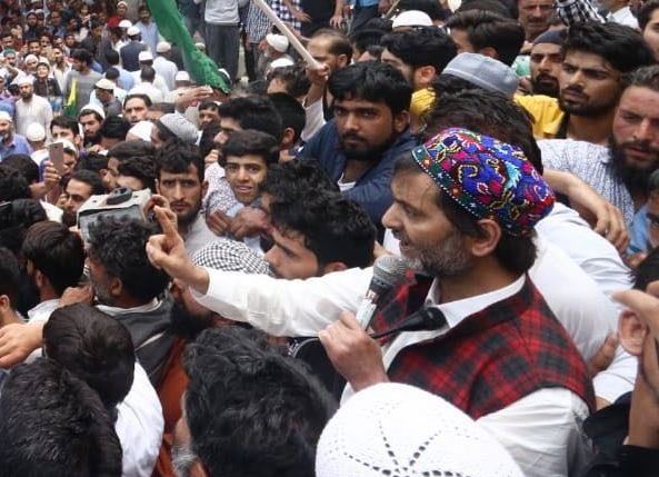 People of suppressed nations desire to live with dignity: Malik