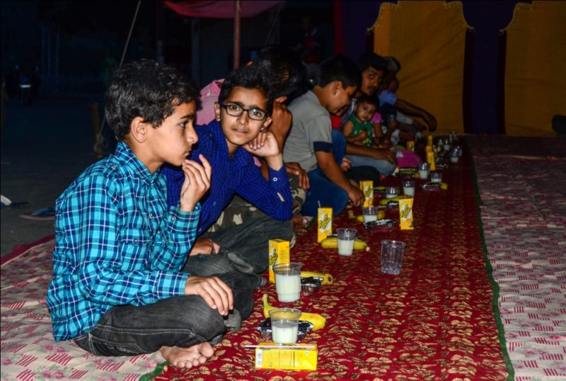 Srinagar police organizes Iftaar Party