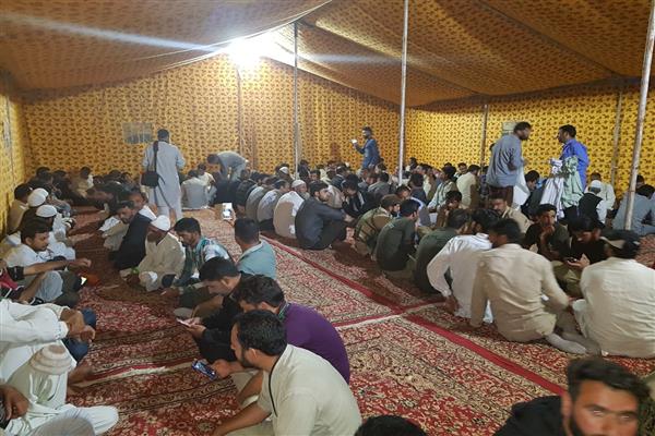 Budgam, Srinagar, Bandipora police host Iftaar parties