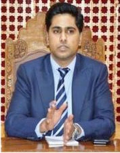 Owais assumes charges as DDC Shopian