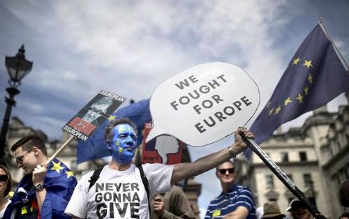 A tale of two economies: the US and the UK