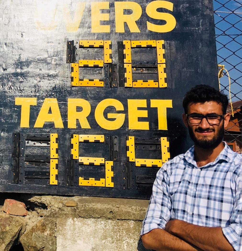 Meet Nadeem Hussain, a Budgam boy who designed a scoreboard out of door hinges