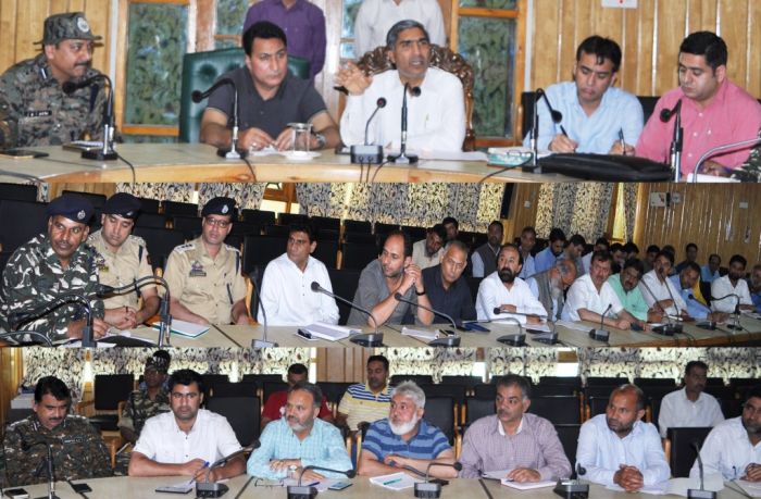 DDC Pulwama reviews I-Day arrangements