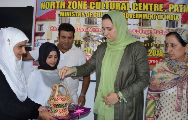 DDC Budgam inaugurates youth cultural festival