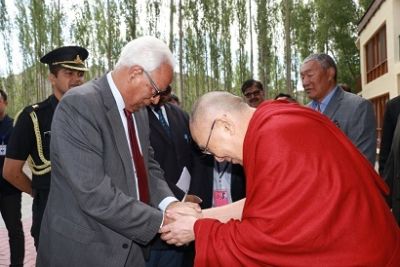 Governor meets Dalai Lama at Leh