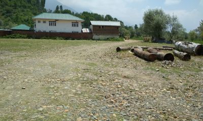 Eight years on, construction of Ganderbal bus stand still incomplete