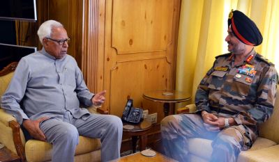 Northern Army Commander meets Governor