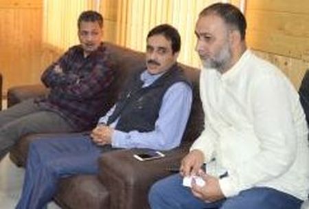 Press Council of India members interact with Director Information