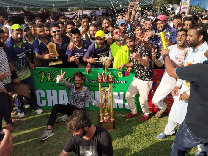 Star Cricket Club Humhama lifts WPL