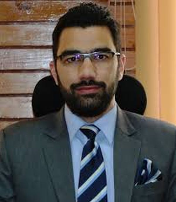 CEO chairs meeting of Srinagar Smart City