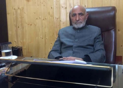 Chairman SHRC J&K State visits DDC, PCR Kashmir