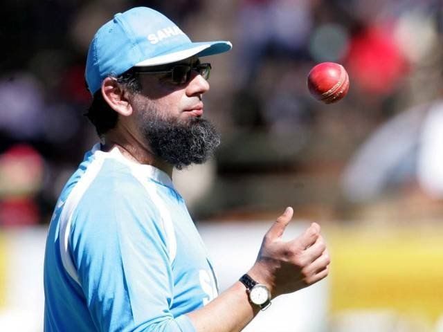 Saqlain Mushtaq lashes out at PCB