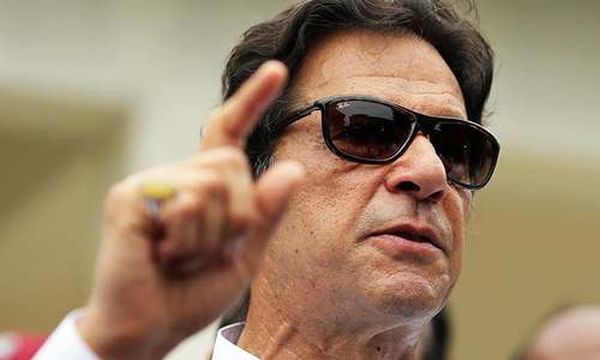 Imran’s impending war on babus